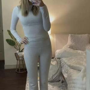 Lounge Set Mia | 2-delt hjemmedragt til kvinder
