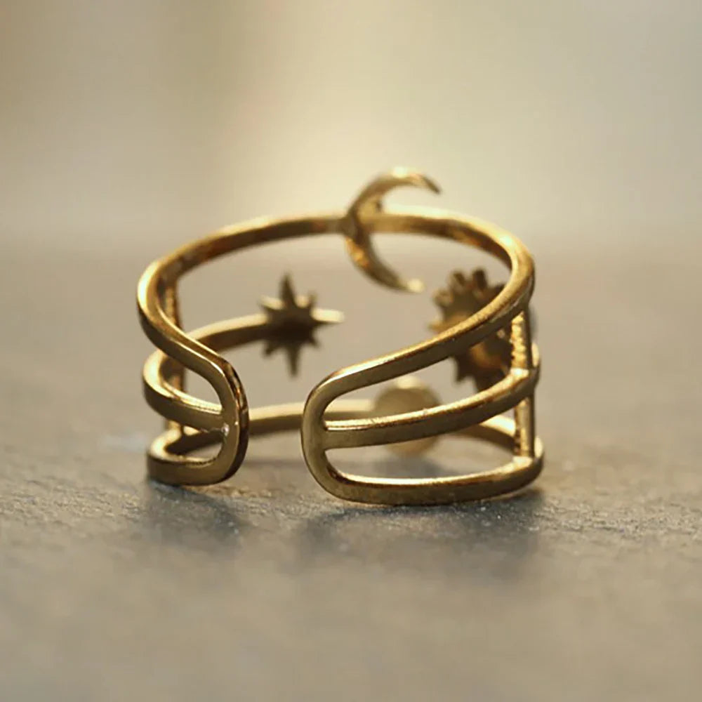 LunaRing™ - Stilfuld ring med sol og måne
