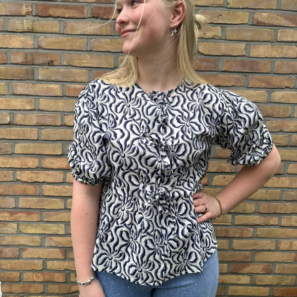 Blossy™ - Den nye stilfulde bluse